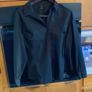 Worthington women’s dress blouse.  Great shape. Size 16